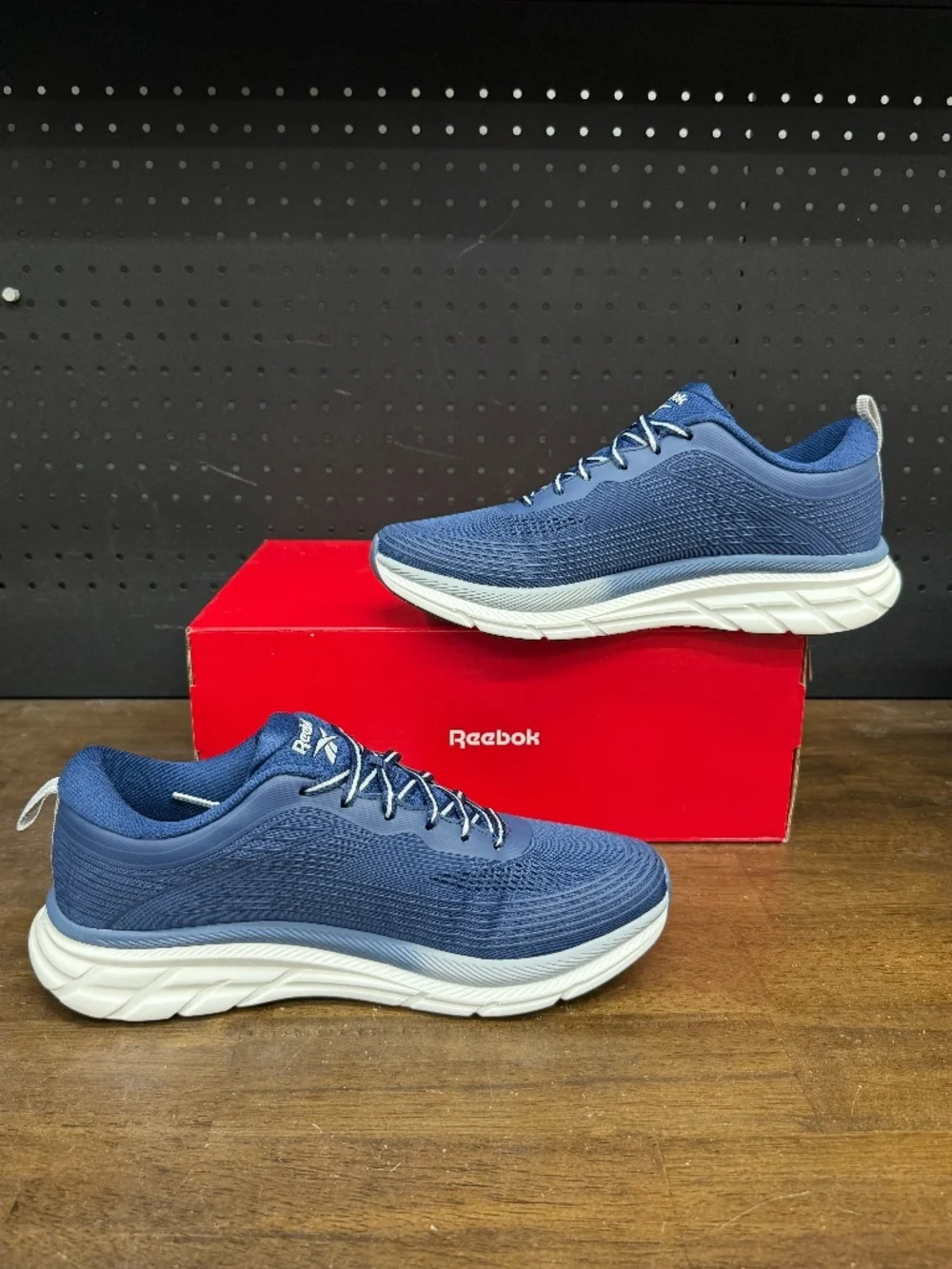 New W/ Box! Mens Reebok Road Strider Batik Blue White Running Sneakers Size 11.5